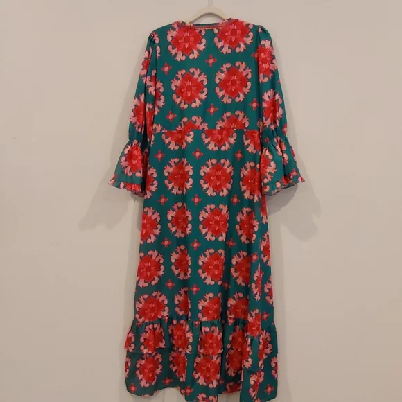 Moda Posa Silky Printed Puff Sleeve Tiered Maxi Dress - Picture 5 of 8